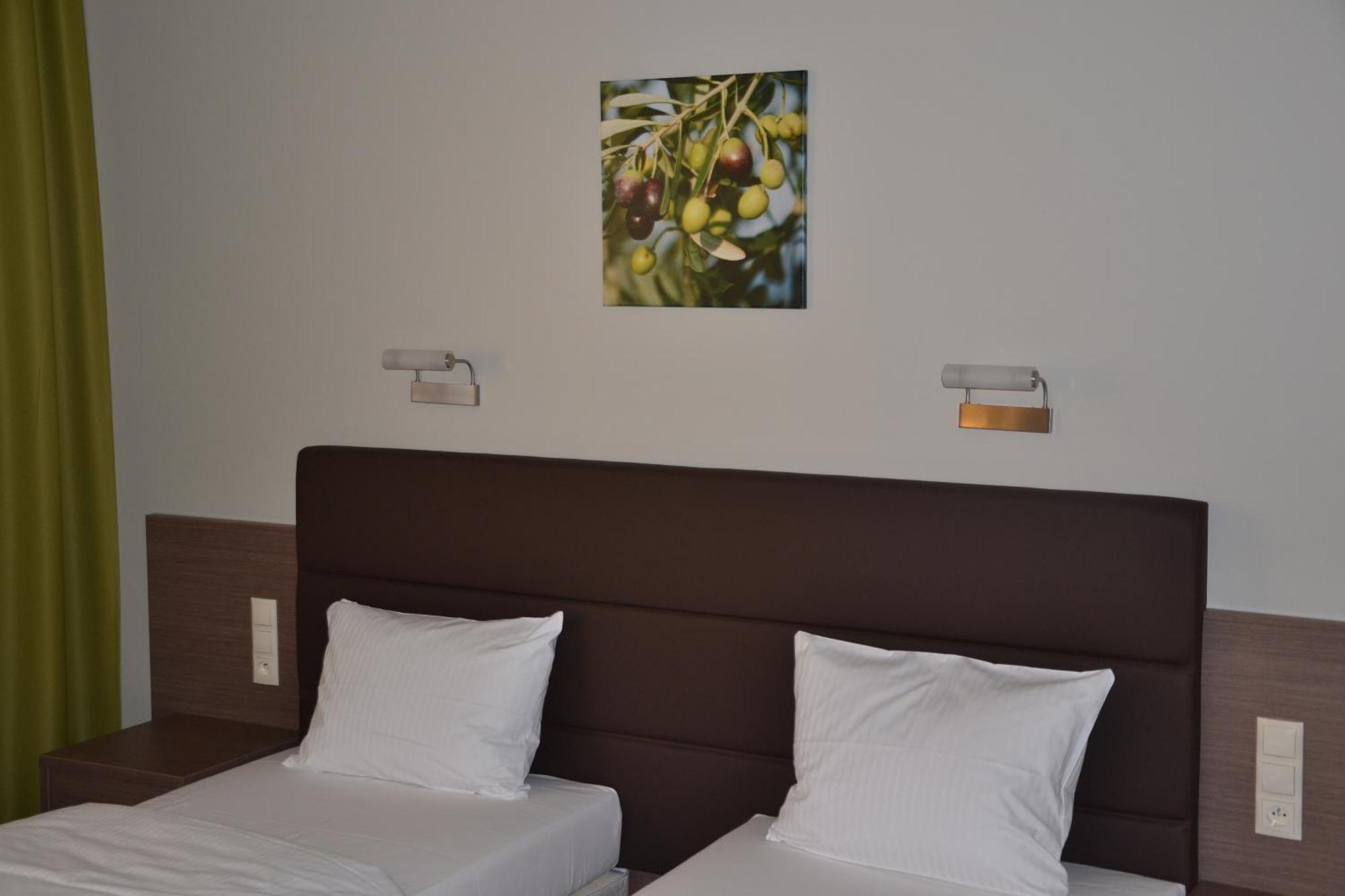 טארנאו Hotel Pod Debem מראה חיצוני תמונה