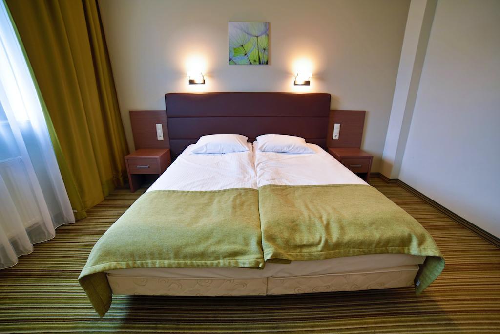 טארנאו Hotel Pod Debem חדר תמונה